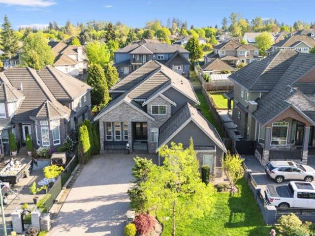 1646 A Avenue, Surrey, BC, V4N 1E7 house for sale | Listing ID R3119 | Royal LePage