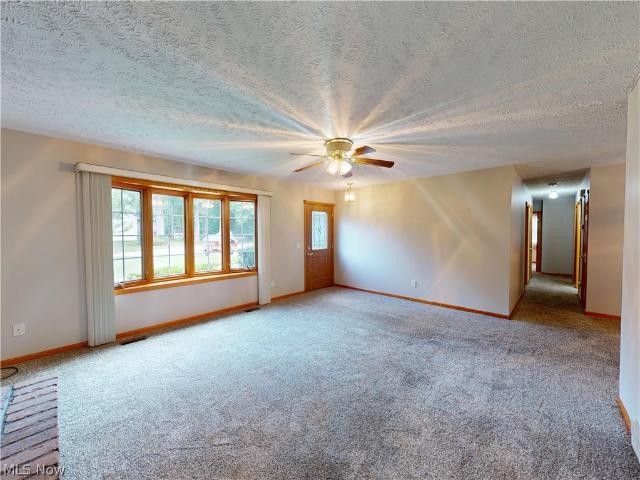 1646 Bridle Path