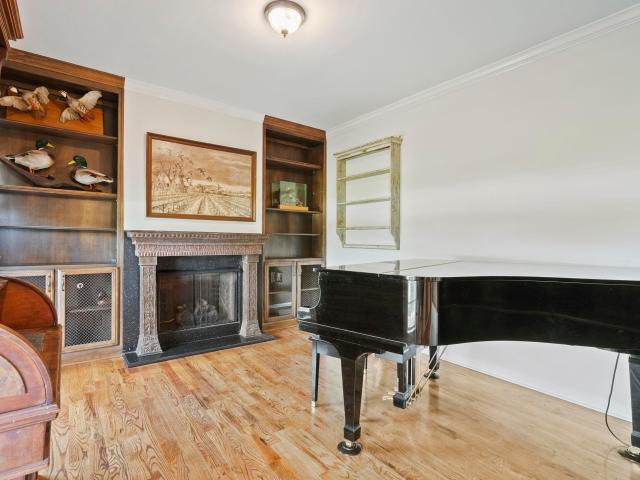 1646 valentine rd