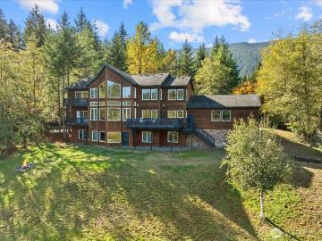 16470 Uplands Way SE, North Bend, WA 98045 | MLS #2497