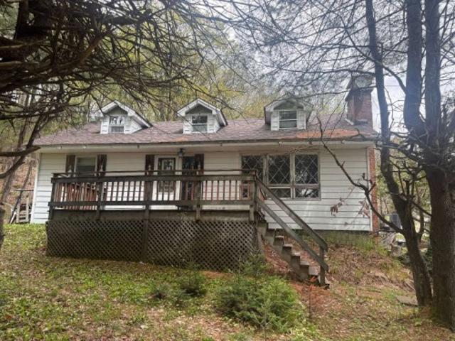 1647 Ch. De La Baie Du Lac, Saint Sauveur, QC, J0R 1R1 house for sale | Listing ID 17376 | Royal LePage