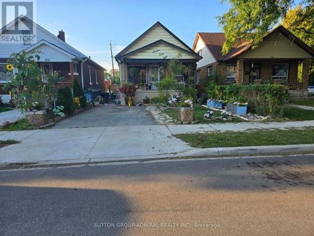 1648 Laing Street, Windsor, ON, N9B 1M9 house for sale | Listing ID X13873 | Royal LePage