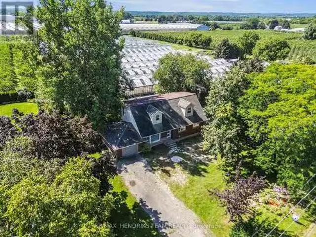 1648 Third Avenue, St. Catharines Rural Fourth, ON, L2R 6P9.
