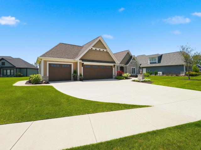 16493 Chilton Cove