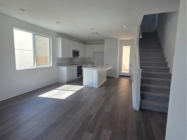 16492 Botanical Lane