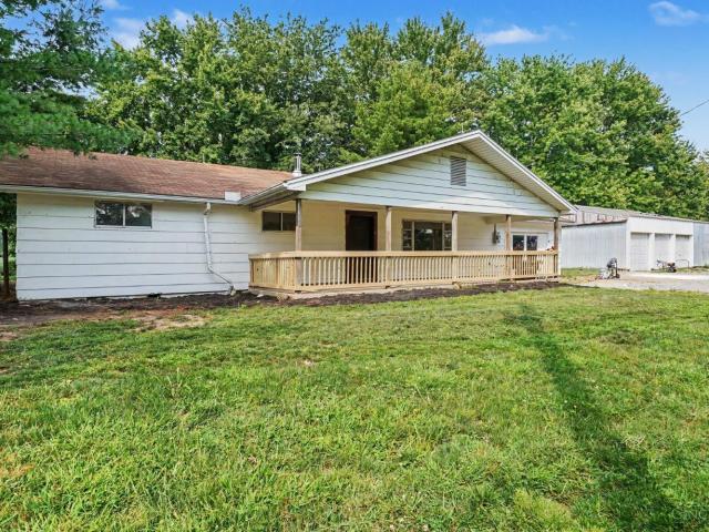 1649 Main Street W