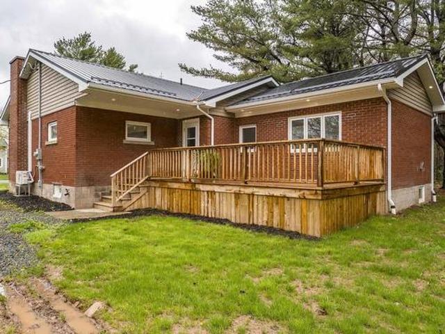 1649 Avondale Road, Mantua, NS, B0N 2A0 house for sale | Listing ID 202611 | Royal LePage