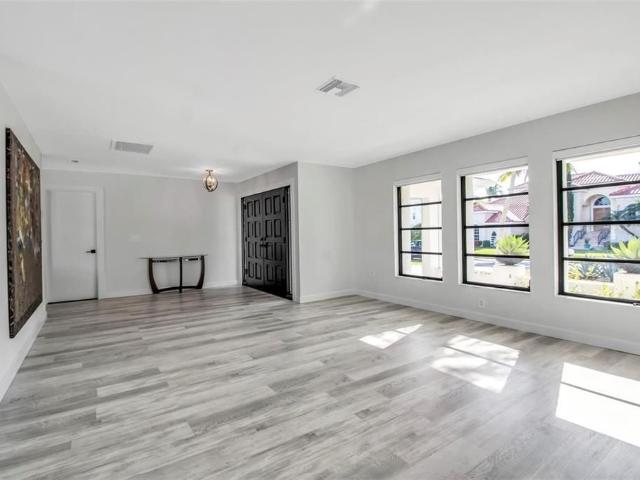 1649 Stanford Lane, Sarasota, US, FL