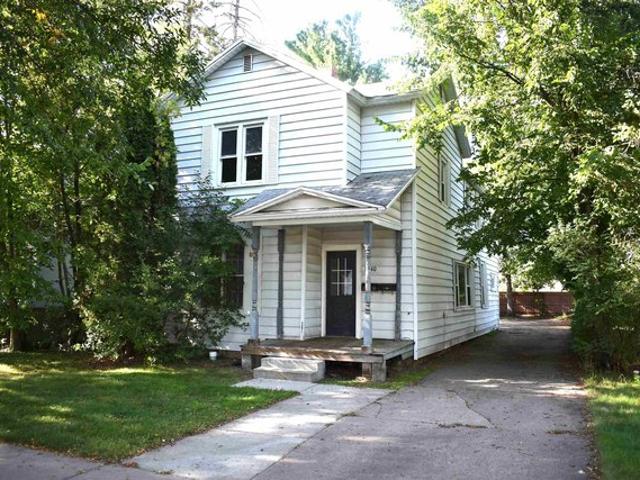 1640 College Ave, Stevens Point, WI 54481