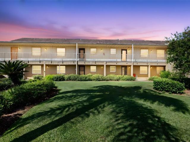 1640 Juno Trail, Unit 202D, Astor, FL 32102 | MLS #V4945