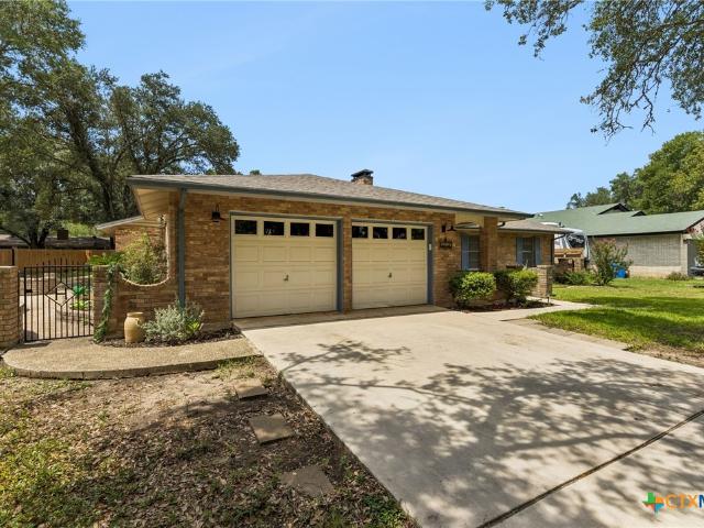 1640 Willow Lane