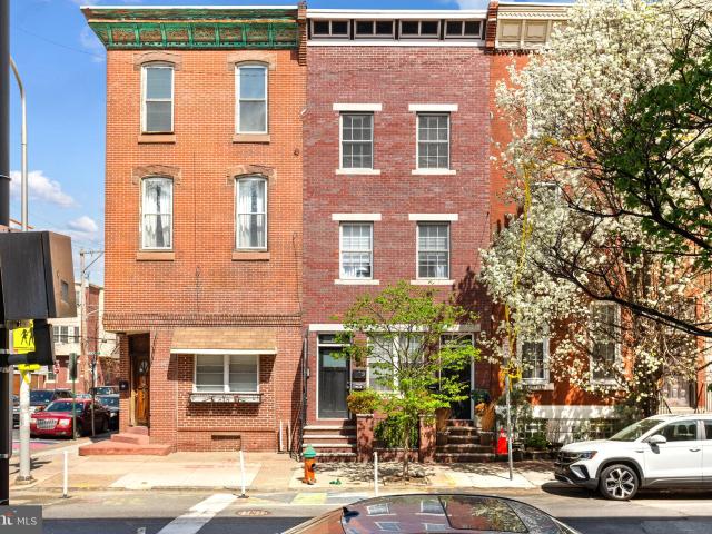 1641 Christian St, Unit 3, Philadelphia, PA 19146 | MLS #PAPH2596