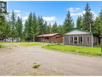 16424 Wadds Road, Crawford Bay, BC, V0B 1E0 house for sale.