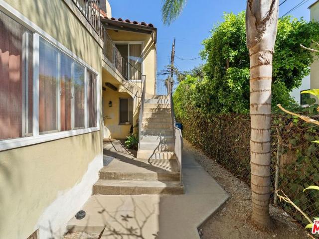 1642 S Orange Drive