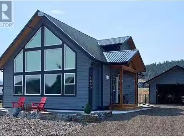 1643 Koocanusa Lake Drive, Lake Koocanusa, BC, V0B 1T4 house.