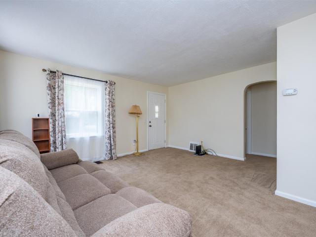 1643 Lyola Court