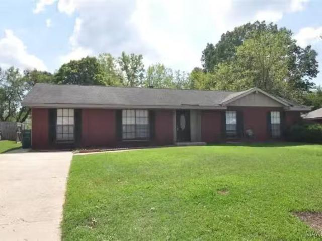 164 CAMELLIA CT, MILLBROOK, AL 36054