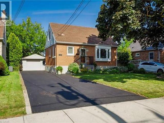164 Charlotte Street, Hamilton, ON, L8K 4V4 house for sale | Listing ID 40857 | Royal LePage