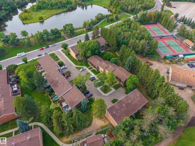 164 Great Oaks, Sherwood Park, AB, T8A 0V8 townhouse for sale | Listing ID E4508 | Royal LePage