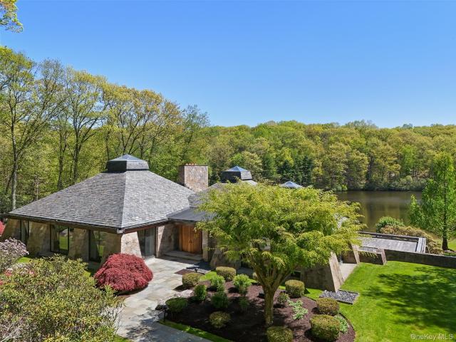 164 Eastwoods Road