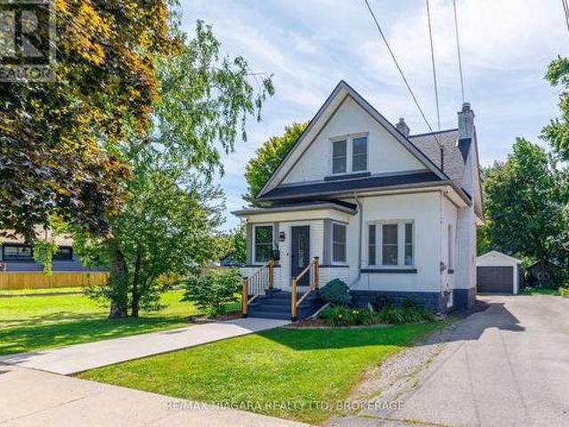 164 Kent Street, Port Colborne Sugarloaf, ON, L3K 2Z8 house for sale | Listing ID X13721 | Royal LePage