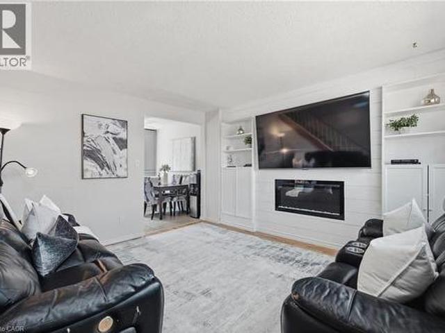 164 Jansen Avenue Unit# 11, Kitchener, ON, N2A 2L7 townhouse for sale | Listing ID 40855 | Royal LePage