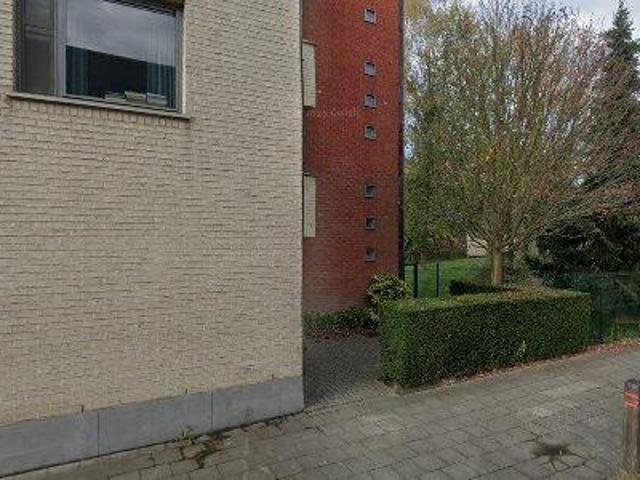164 m2 apartment for rent in Oosterzele
