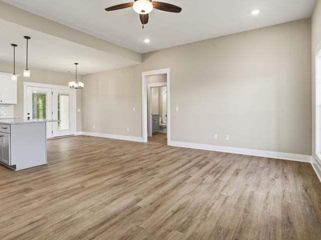 164 North Side Landing