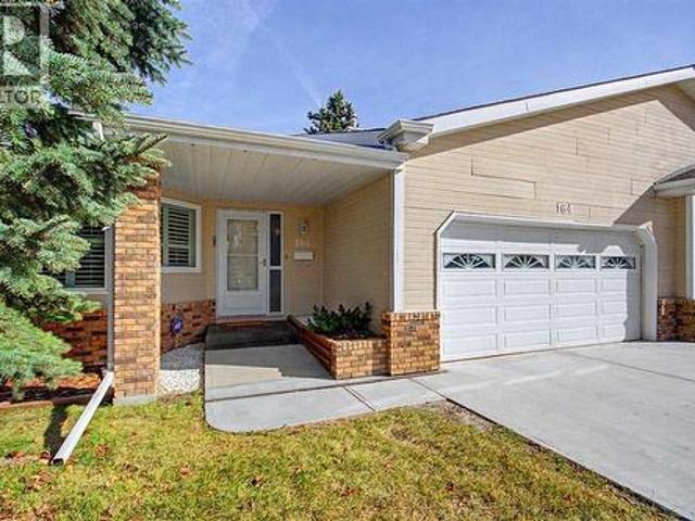 164 Strathaven Circle Sw, Calgary, AB, T3H 2N5 semi detached for sale | Listing ID A2351 | Royal LePage