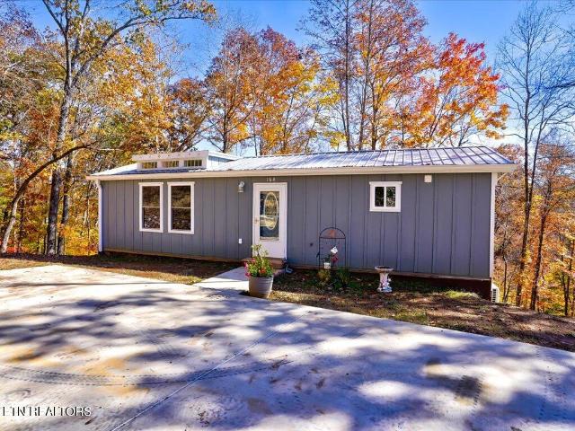 164 Paradise Point