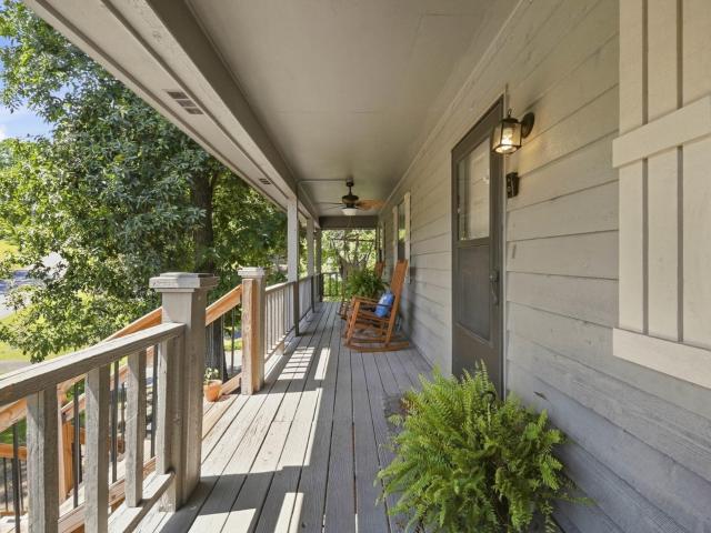 164 Woodgate Drive SE