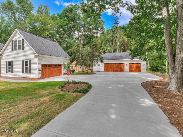 1654 NE Cedar Creek Drive