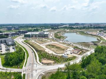 16554 Yellow Wood Dr, Unit 51301, Chesterfield, MO 63005 | MLS #26021