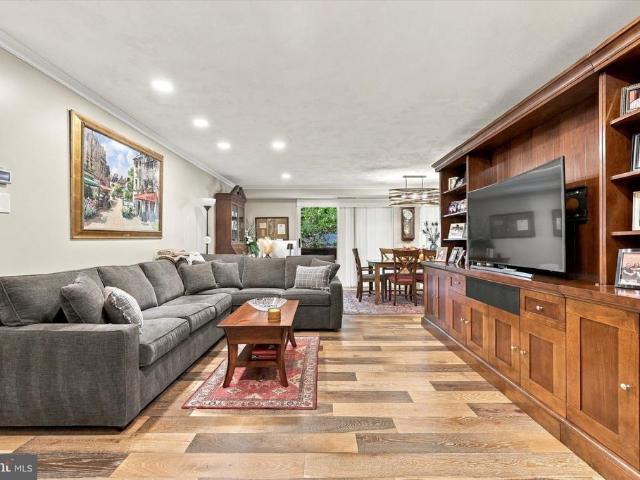 1655 Oakwood Drive # N107