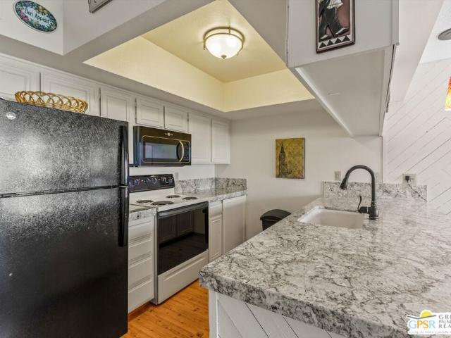 1655 E Palm Canyon Drive 616