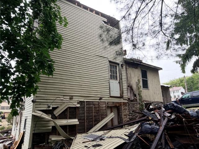 1655 Iselin Rd