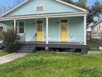 1656 Pleasure St, 2 beds, 1 full bath