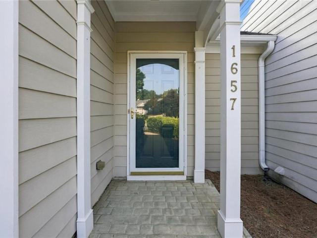 1657 Donovans Pass NW