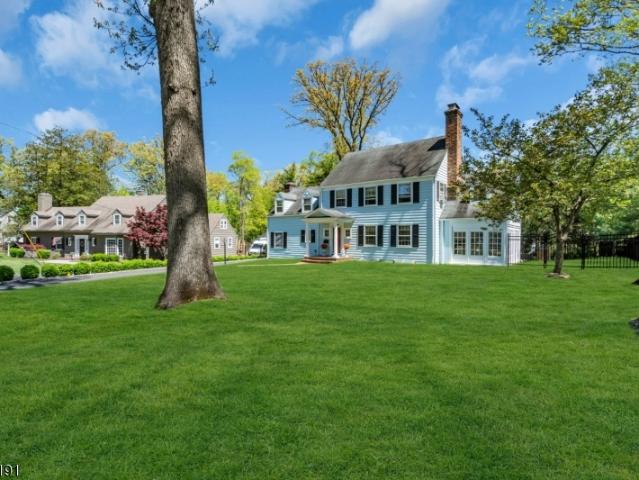 1657 Forest Hill Rd