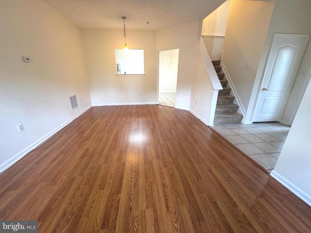 16501 Elmcrest Terrace
