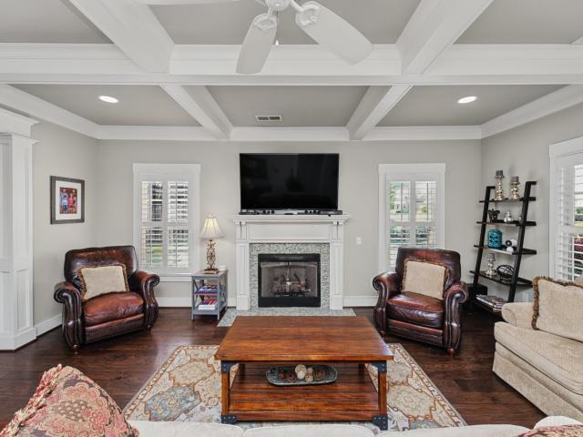 1650 Creekside Drive