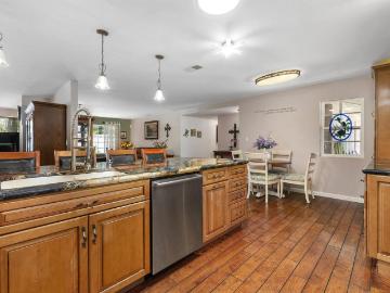 1650 Queenston Dr, Escondido, CA 92027 | MLS #PTP2604
