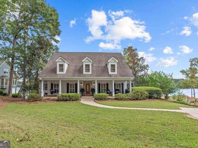 1651 Lighthouse Circle