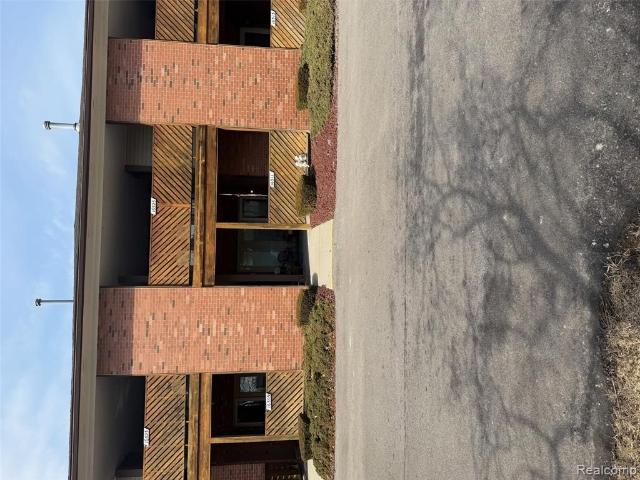 16525 Woodlane Unit 138, Fraser, US, MI