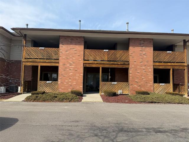 16525 Woodlane Rd Unit 138, Fraser, US, MI