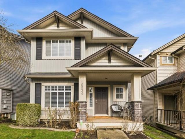 1653 A Avenue, Surrey, BC, V3S 4N9 house for sale | Listing ID R3160 | Royal LePage