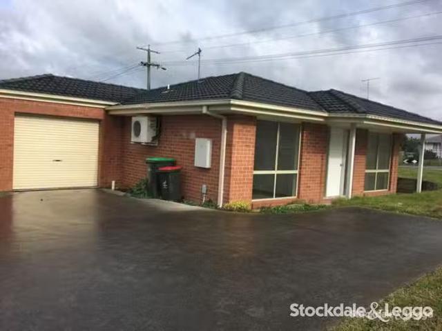 1/65 Churchill Road, Morwell, VIC 3840