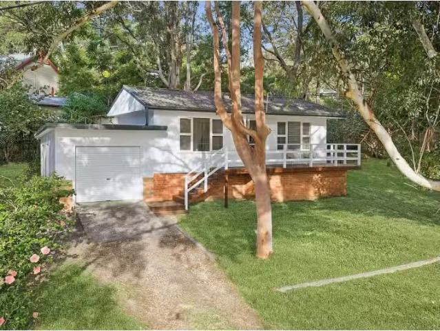 165 Bateau Bay Road, Bateau Bay House for rent Listed by Oliv.