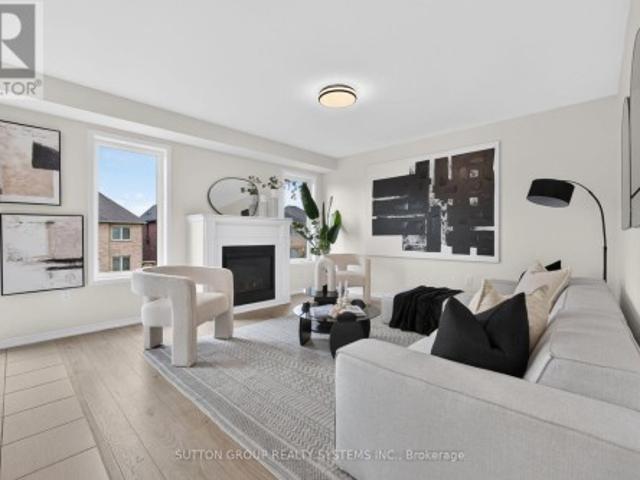 165 Dance Act Avenue, Oshawa, ON, L1L 0H4 house for sale | Listing ID E13751 | Royal LePage