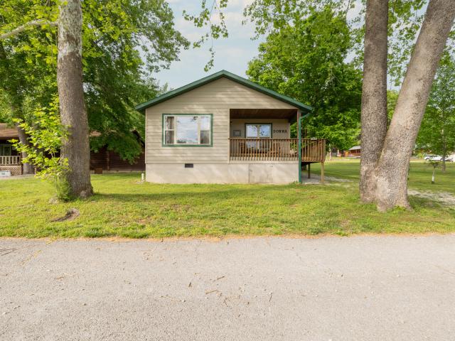 165 Edgewater Circle